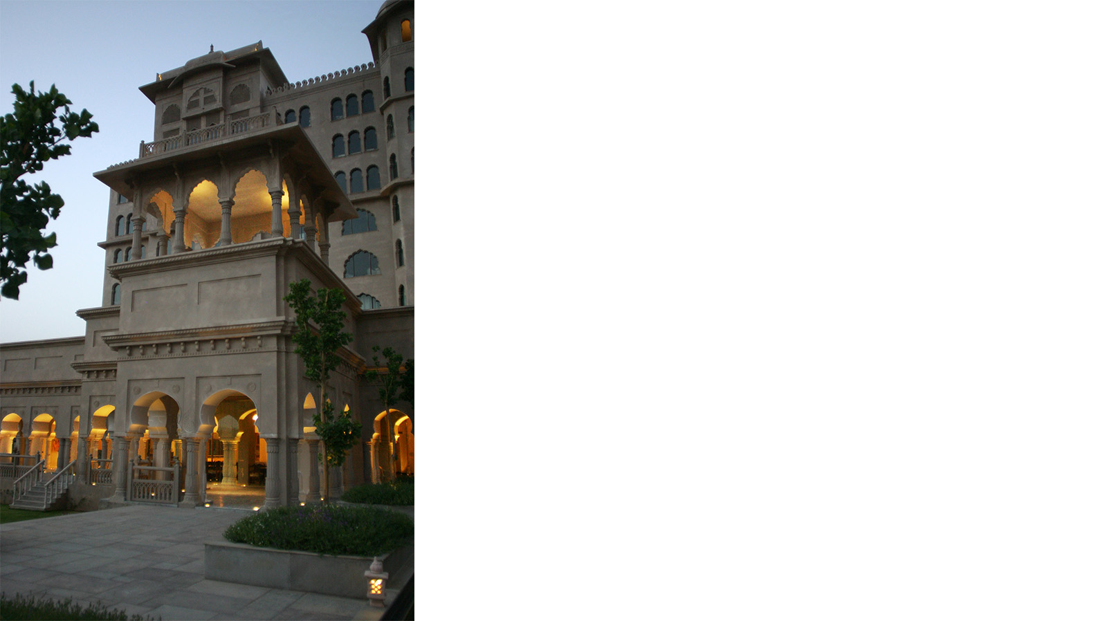 Fairmont Hotel (Jaipur)